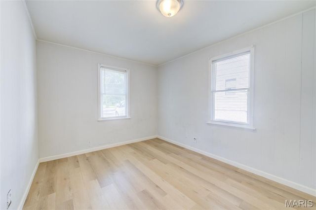 121 Coburg Drive, St Louis, MO 63137