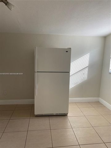 6743 SW 15th St 6743, Miami, FL 33144