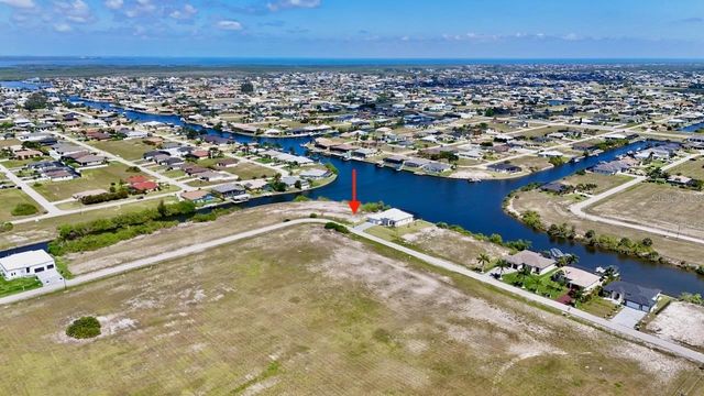 3233 NW 9TH STREET, Cape Coral, FL 33993