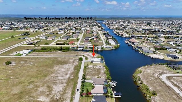 3233 NW 9TH STREET, Cape Coral, FL 33993