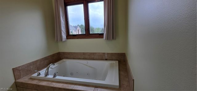 1665 Stony Hill Road, Hinckley, OH 44233