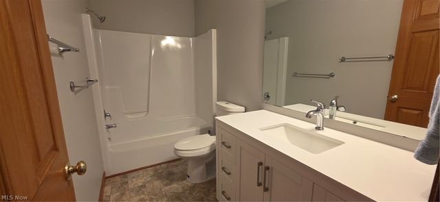 1665 Stony Hill Road, Hinckley, OH 44233