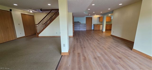 1665 Stony Hill Road, Hinckley, OH 44233