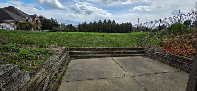 1665 Stony Hill Road, Hinckley, OH 44233