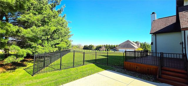 1665 Stony Hill Road, Hinckley, OH 44233