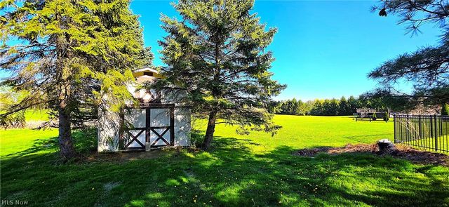 1665 Stony Hill Road, Hinckley, OH 44233