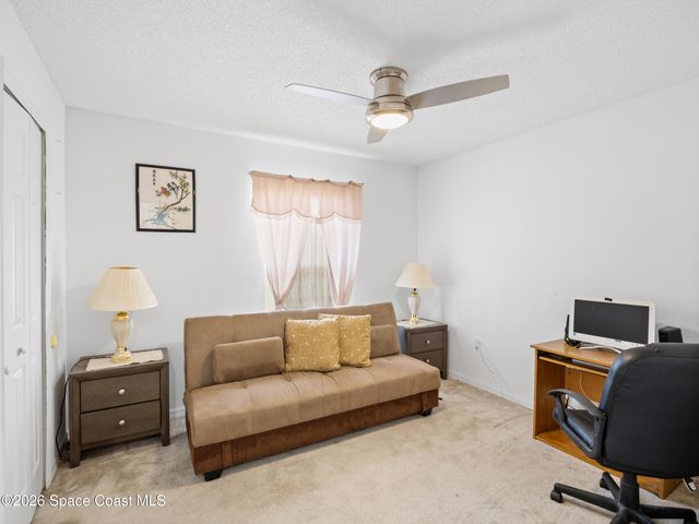 867 Fairhaven Street NE, Palm Bay, FL 32907