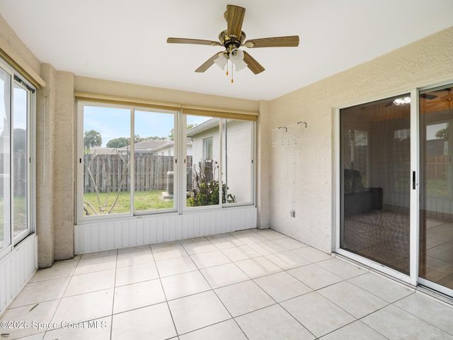 867 Fairhaven Street NE, Palm Bay, FL 32907