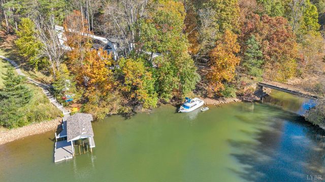 16358 Moneta Road, Moneta, VA 24121