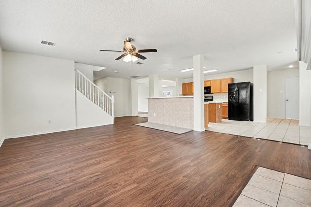 210 Trees Drive, Cedar Hill, TX 75104
