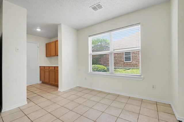 210 Trees Drive, Cedar Hill, TX 75104