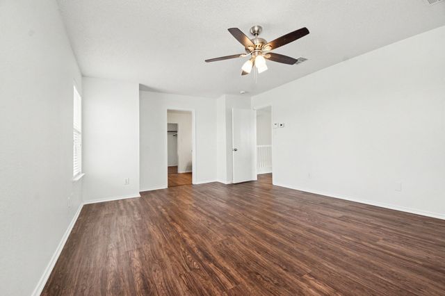 210 Trees Drive, Cedar Hill, TX 75104