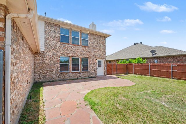 210 Trees Drive, Cedar Hill, TX 75104