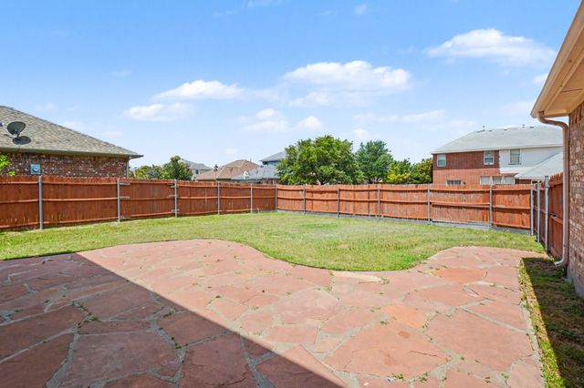 210 Trees Drive, Cedar Hill, TX 75104