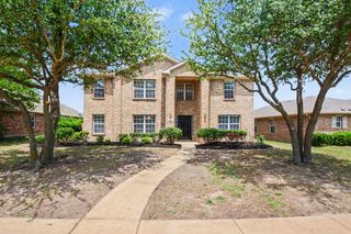210 Trees Drive, Cedar Hill, TX 75104