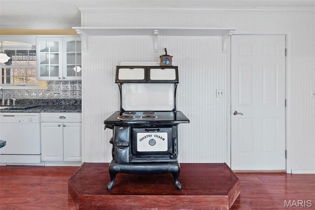 6111 Tara Lane, Collinsville, IL 62234