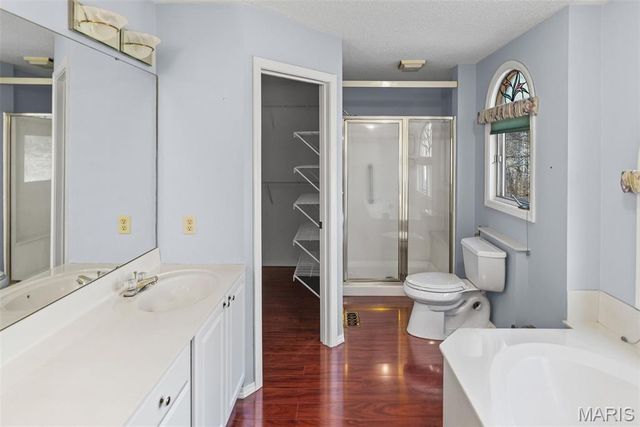 6111 Tara Lane, Collinsville, IL 62234