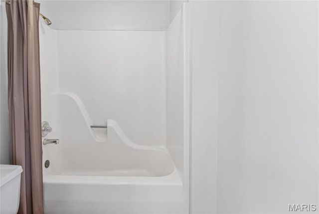 6111 Tara Lane, Collinsville, IL 62234