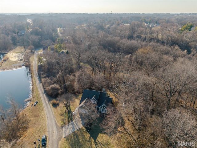 6111 Tara Lane, Collinsville, IL 62234