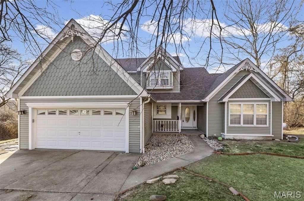 6111 Tara Lane, Collinsville, IL 62234