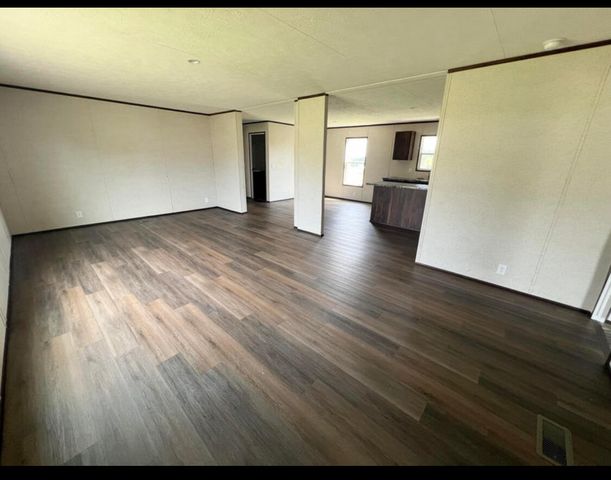 131 Lawless Lane, Jamestown, KY 42629