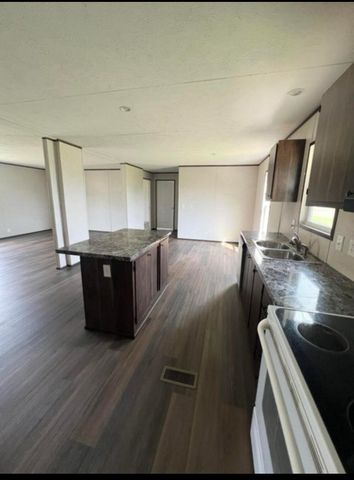131 Lawless Lane, Jamestown, KY 42629