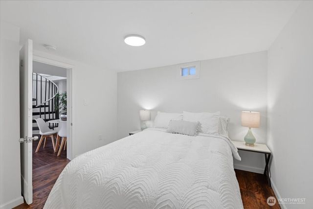 1715 SW Trenton Street, Seattle, WA 98106