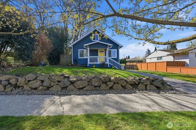 1715 SW Trenton Street, Seattle, WA 98106