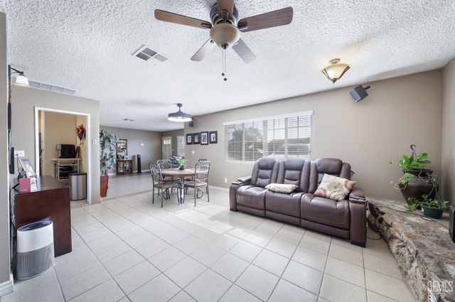 140 Langford Avenue, Arvin, CA 93203