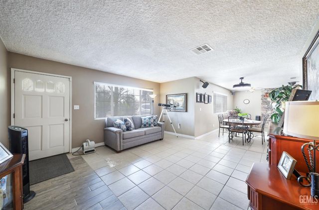 140 Langford Avenue, Arvin, CA 93203