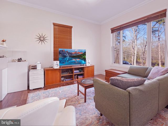 33 N NEW YORK RD, Galloway, NJ 08205