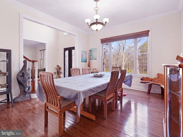 33 N NEW YORK RD, Galloway, NJ 08205