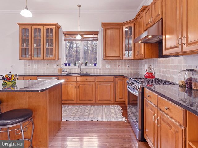 33 N NEW YORK RD, Galloway, NJ 08205