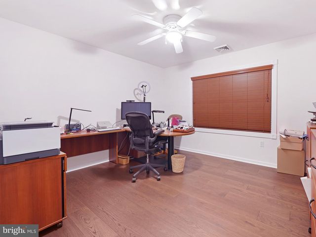 33 N NEW YORK RD, Galloway, NJ 08205
