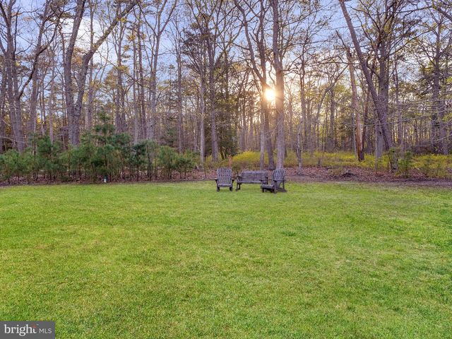 33 N NEW YORK RD, Galloway, NJ 08205