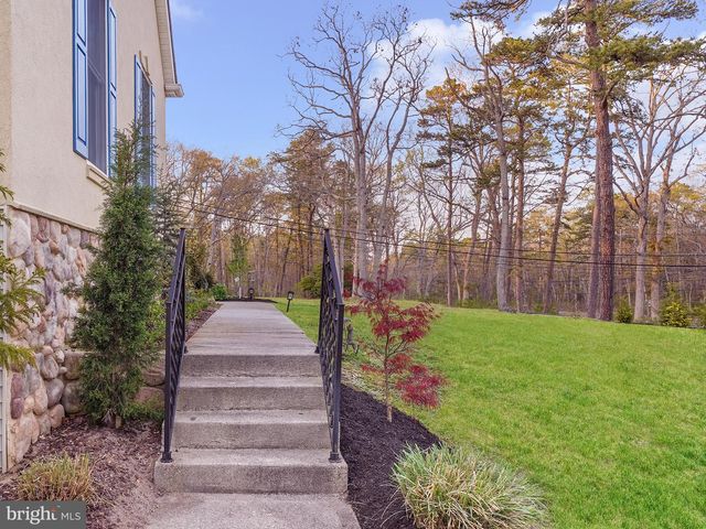 33 N NEW YORK RD, Galloway, NJ 08205