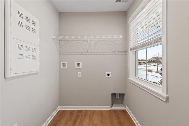 750 Crescent Landing, 1-202, Walton, KY 41094