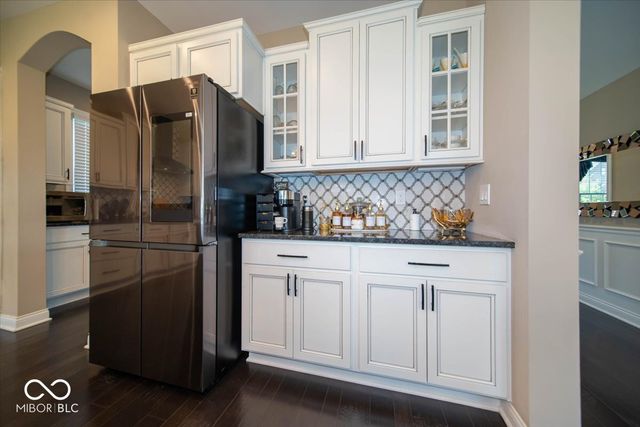 14640 Meadow Bend Drive, Fishers, IN 46037