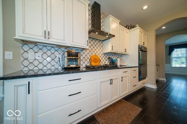 14640 Meadow Bend Drive, Fishers, IN 46037