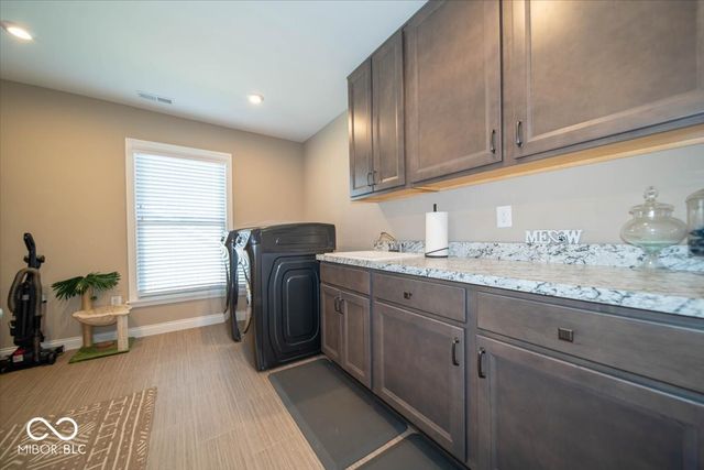 14640 Meadow Bend Drive, Fishers, IN 46037