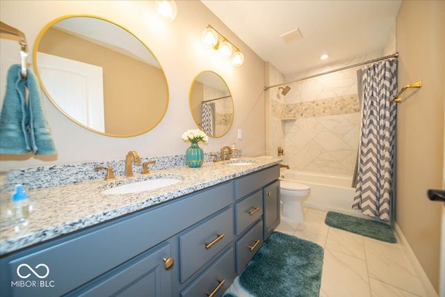 14640 Meadow Bend Drive, Fishers, IN 46037