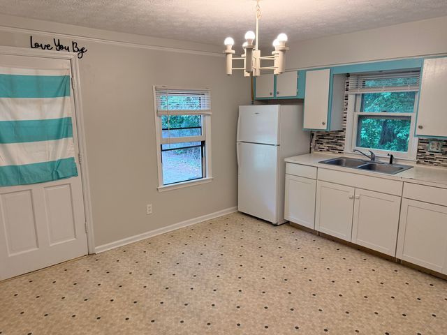 122 N Magnolia Street, Harrodsburg, KY 40330