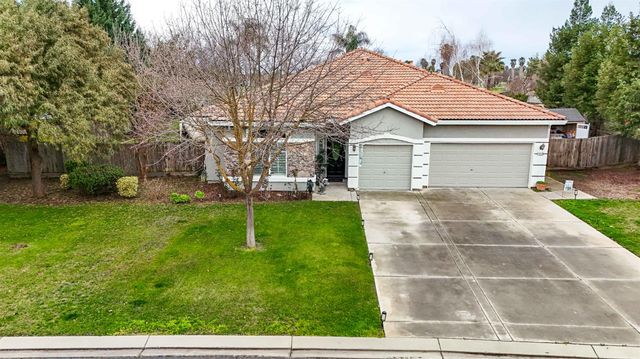 12170 Pheasant Run Blvd, Chowchilla, CA 93610