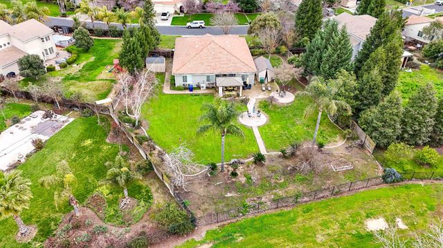12170 Pheasant Run Blvd, Chowchilla, CA 93610