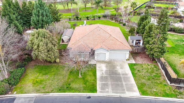 12170 Pheasant Run Blvd, Chowchilla, CA 93610