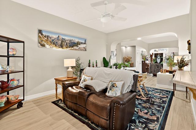 12170 Pheasant Run Blvd, Chowchilla, CA 93610