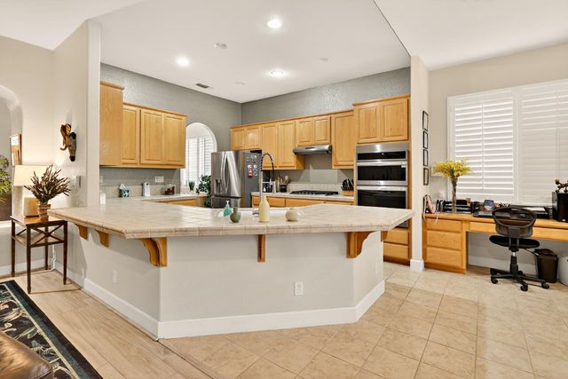 12170 Pheasant Run Blvd, Chowchilla, CA 93610