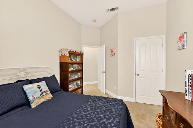 12170 Pheasant Run Blvd, Chowchilla, CA 93610