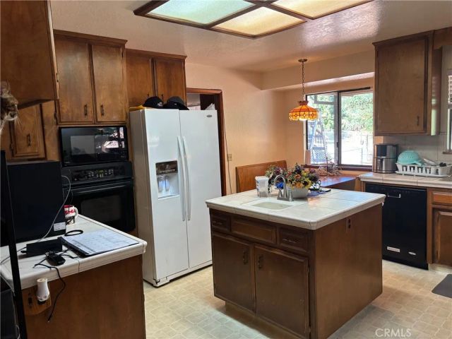 15063 Vorheis Lane, Magalia, CA 95954