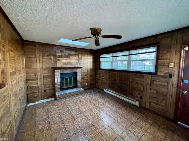 900 W 31st ST, Norfolk, VA 23508